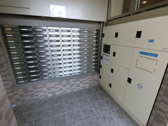 【エントランス】