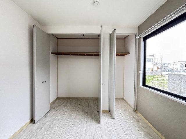 ラシェットエムザB棟の収納