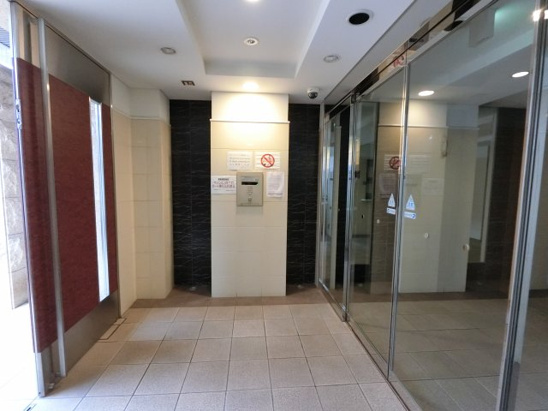 【エントランス】