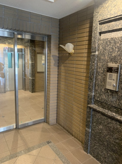 【エントランス】 | オートロック設備、嬉しい