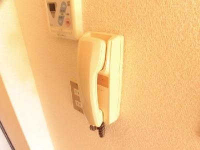 メゾン・ド嵯峨野のセキュリティ|インターホン