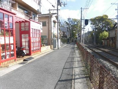 メゾン・ド嵯峨野の周辺|前面道路
