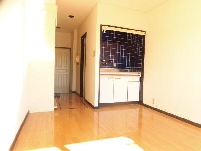 メゾン・ド嵯峨野の寝室|洋室