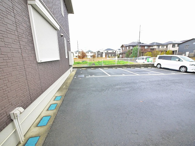 ＭＡＳＴ　ＣＯＵＲＴ木津南の駐車場|駐車場があります