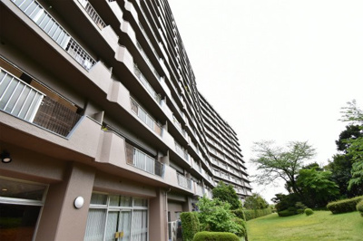 【外観】 | 【日当たり・風通し良好♪13階部分】千里ガーデンハイツ