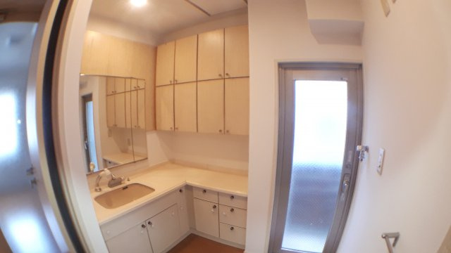 台東区雷門２丁目の賃貸マンションのその他|洗面・原状回復中
