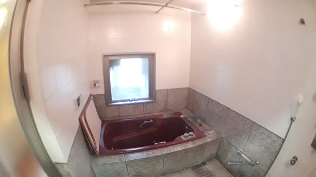 台東区雷門２丁目の賃貸マンションの浴室|原状回復中