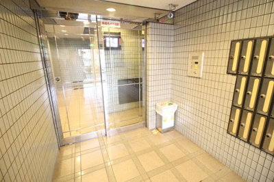 【エントランス】 | オーキッドコート田辺