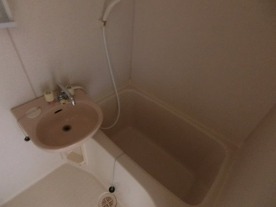 【浴室】 | グリーンピース