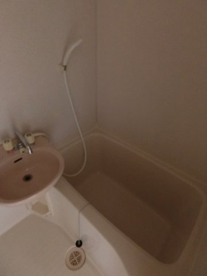 【浴室】 | グリーンピース