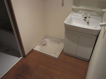【洗面所】