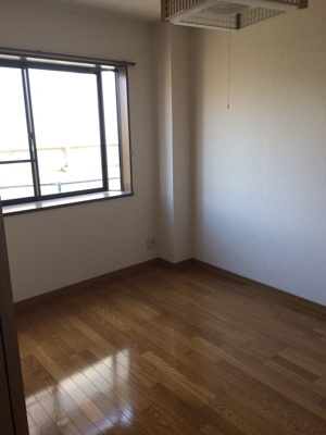 【洋室】 | ドリーミング江口 | ゆったりした洋室です