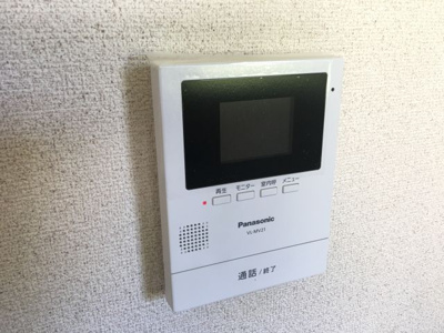 【セキュリティ】 | クレール | カメラ付きインターホンでセキュリティー対策！！