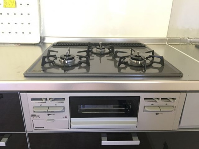 【キッチン】 | クレール | コンロは３口、グリル付きです♪