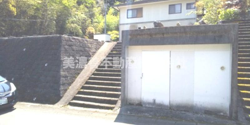 ５３９２２　岐阜市岩井土地の周辺