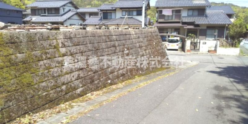 ５３９２２　岐阜市岩井土地の周辺