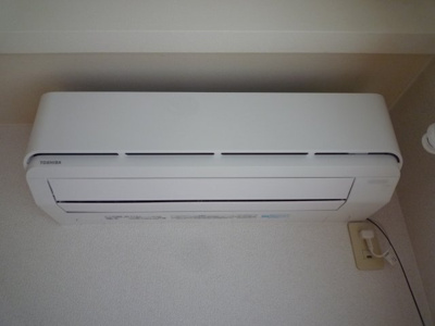 【設備】 | プティベルジェ | エアコン