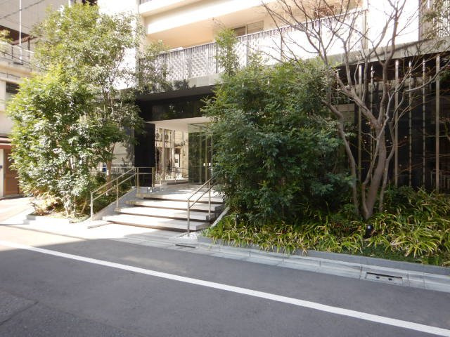 ルフォンリブレ大塚アリーナのエントランス