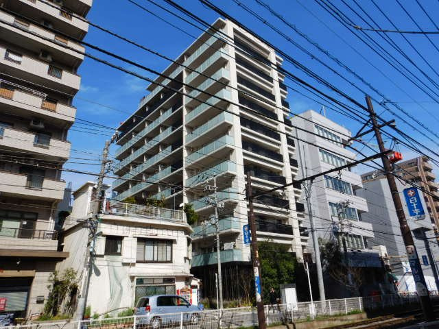 ルフォンリブレ大塚アリーナの外観