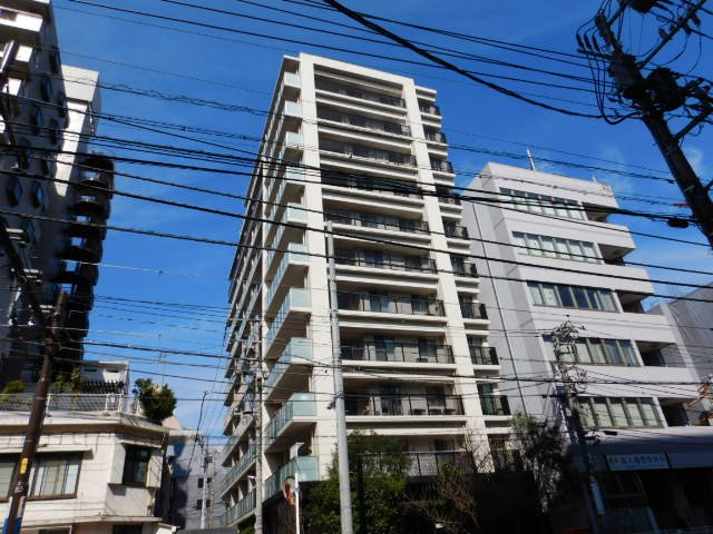 ルフォンリブレ大塚アリーナの外観