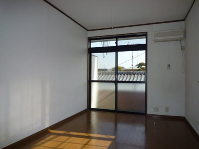 【居間・リビング】 | さくらハイツ | ゆったり過ごせるリビングです