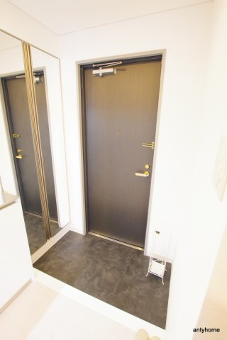 カランドリエ　仲介手数料無料の玄関