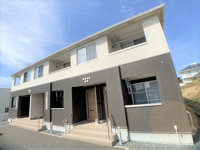 ラ・ペルラ下北沢