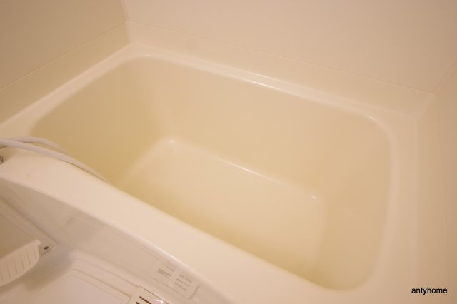 アドバンス新大阪4　仲介手数料無料の浴室