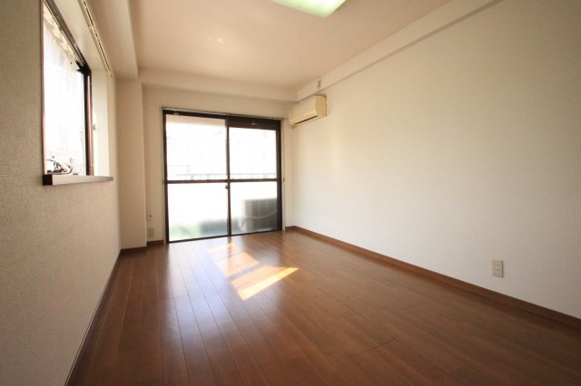 ハイツ當里家( 近畿大学 一人暮らし )の洋室