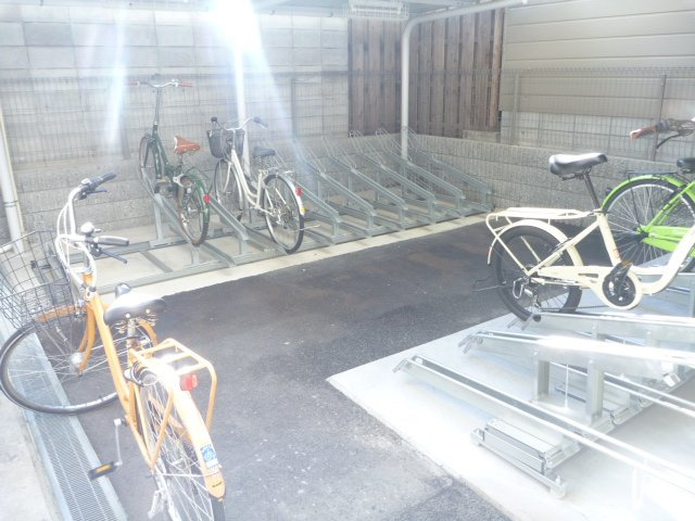 セレニテ上町台　BRAVI不動産のその他共用部分|【セレニテ上町台】駐輪場