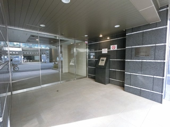 【エントランス】