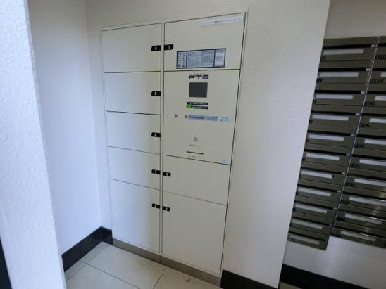 【エントランス】