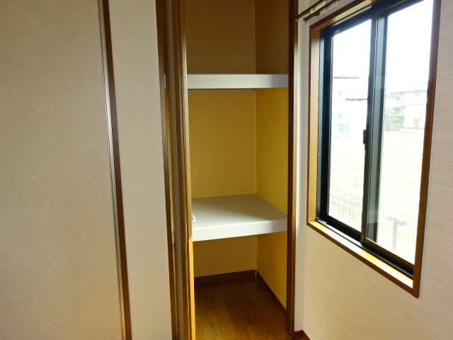 ノーブルパレス大山Ａの収納