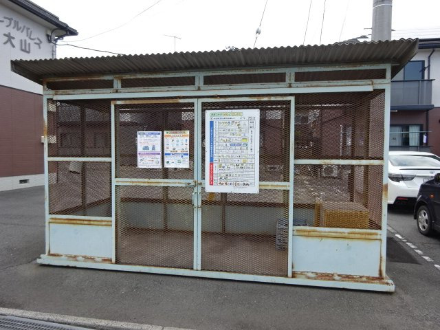 ノーブルパレス大山Ａのその他共用部分|敷地内ゴミＳＴ