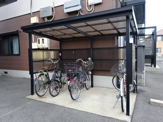 ノーブルパレス大山Ａのその他共用部分|自転車置き場