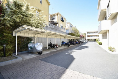【その他共用部分】 | コスモ横浜本牧シーサイドテラス | バイク置場