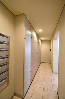 【その他共用部分】 | コスモ横浜本牧シーサイドテラス | 不在時にもお荷物が受け取れる宅配ボックス