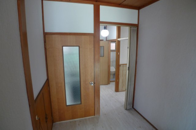 【エントランス】 | 若松町５LDK