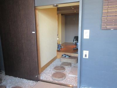 S-FORT二条城前（旧グランエターナ二条城前）の玄関