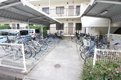 【その他共用部分】 | ソレアード江坂 | 駐輪場