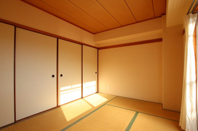 【和室】 | ロイヤルガーデン長野