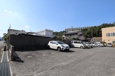 【駐車場】 | ロイヤルガーデン長野