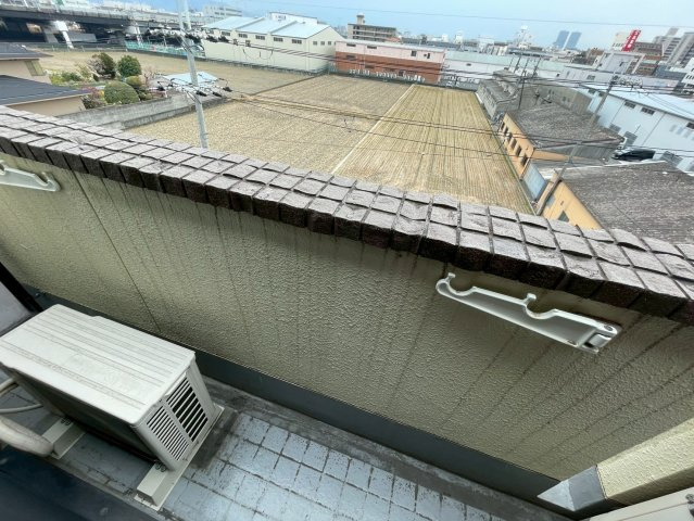 ロフティ岡田のバルコニー