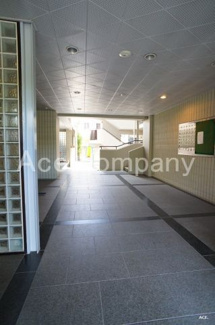 【エントランス】 | オートロック完備マンションです。