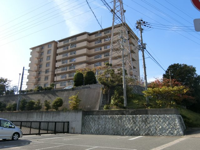 ハイラーク明石の外観|綺麗な外観です　よく管理・メンテされてます