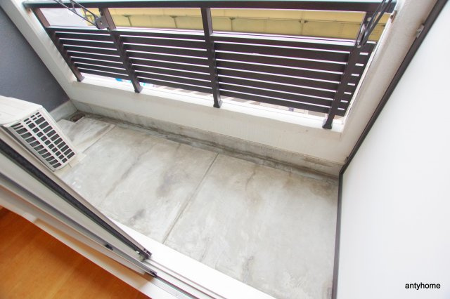 パークヒルズ東三国ヴィジョン　仲介手数料無料のバルコニー