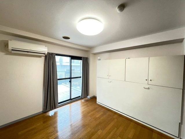 ロフティ岡田の居間・リビング