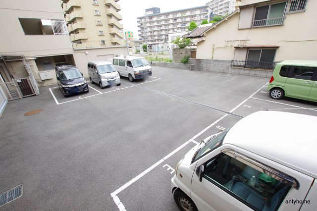 第2サンハイツ　仲介手数料無料の駐車場
