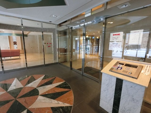 【エントランス】