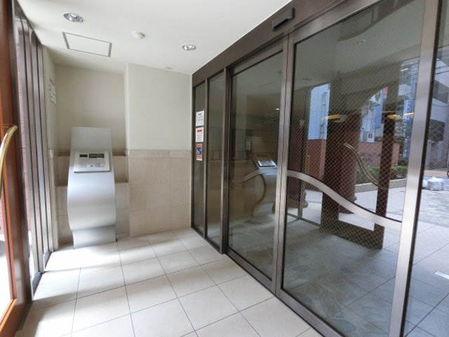 【エントランス】